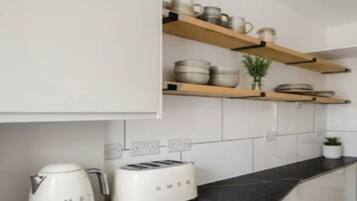 Apartment, 1 Bedroom | Interior