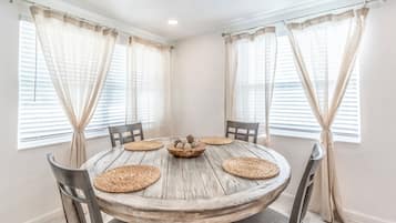 Apartment, Patio, Garden View | Dining