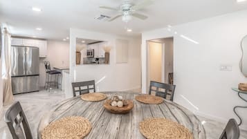 Apartment, Patio, Garden View | Dining