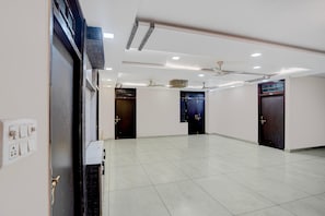 Interior - Classic Rainbow Gold Inn (Lucknow)