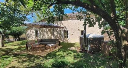 Maison de campagne chaleureuse avec bain nordique privatif prĂšs de Monflanquin