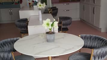Dineren