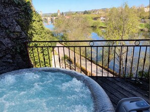 Bañera de hidromasaje exterior