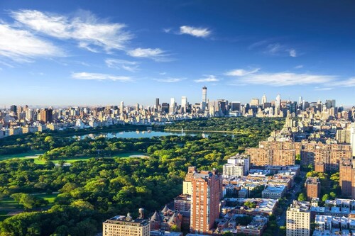 Luxe 2 Bedroom Apartment | City View