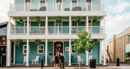 The Grove Hotel