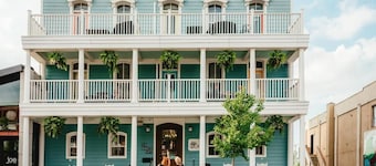 The Grove Hotel