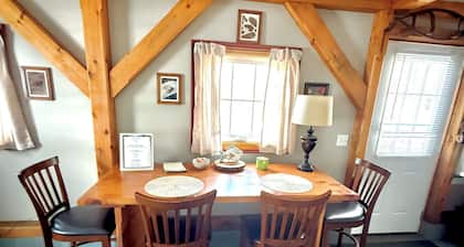 500 ft from the Salmon River!