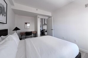 Free WiFi - Luxe Studio |King Bed | LIC |NYC (New York City)