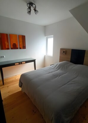 Room - Apartment "Gîte À L'orée Du Verger" with Mountain View, Wi-Fi, and Air Conditioning (Griesbach-au-Val)