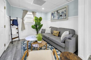 Smart TV, books - Manatee Cove- 2 Blocks to the Beach! (Panama City Beach)