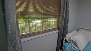 3 bedrooms, free WiFi, bed sheets - Historic Downtown Harriman (Harriman)