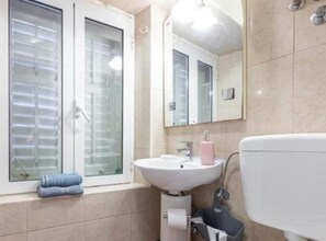 Apartment (One Bedroom Apartment) | Bathroom - Old Town Dubrovnik Cozy Apartment (Dubrovnik)