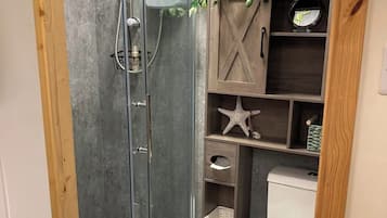 Shower, towels