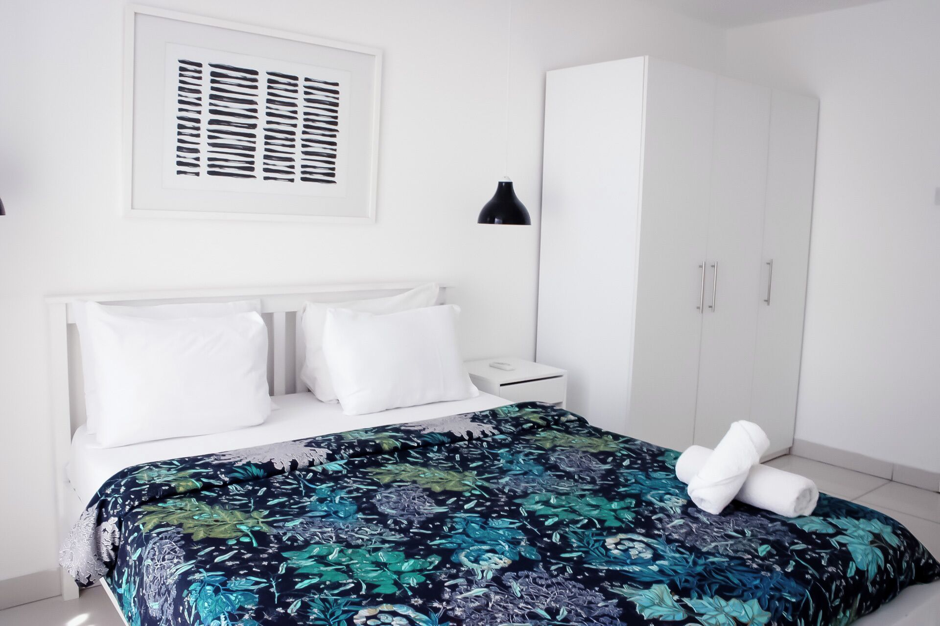 Deluxe Apartment, Garden View | Blackout drapes, iron/ironing board, free WiFi