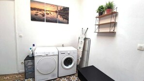 Interior - Studio calme vue sur jardin - Bail Mobilité (Roubaix)