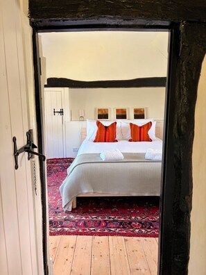 3 chambres, fer et planche à repasser, Wi-Fi gratuit, draps fournis