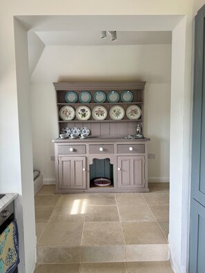 Interior - Holly Cottage | Peaceful Rural Retreat | Near Rye, Bodiam, vineyards and coast (Robertsbridge)