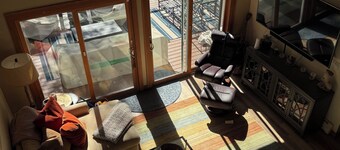 Spacious 4-bedroom house with AC in peaceful Naples