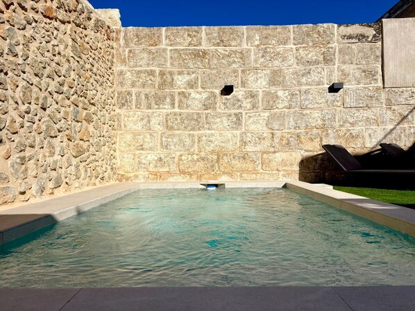 Pool - House with Private Pool, Comfortable and Family Friendly (Maria de la Salut)