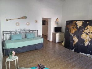 Room - Maty's House 2 steps from the sea (40 mt) (Reggio Calabria)