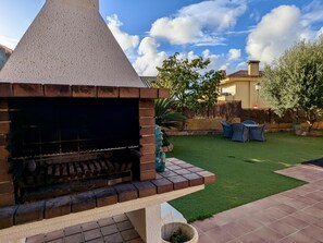 Outdoor dining - EVH105 Home with Pool in Tossa de Mar (Tossa de Mar)
