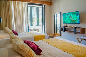 2 bedrooms, iron/ironing board, free WiFi, bed sheets - Moonlight Suite · Balcony + Beach Club · Tulum (Tulum)