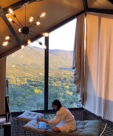 Luxury Cabin, Mountain View | Interior. Cabanas do Cerrado Cipó