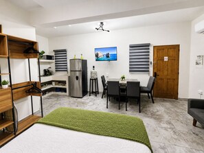 1 Schlafzimmer, Bügeleisen/Bügelbrett, WLAN, Bettwäsche