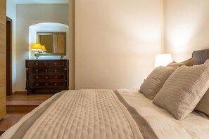 3 bedrooms, iron/ironing board, free WiFi, bed sheets - Villa Odelia - Acireale (Acireale)