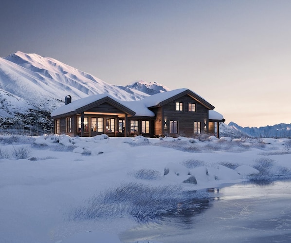 Exterior - Welcoming 4-bedroom 160kvm new 2026 Chalet in Hafjell. Norways best ski resort. (Innlandet)