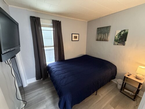 H3-1 Bedroom Inner Harbor