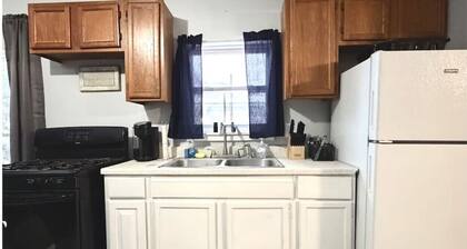 H4-1 Bedroom located at the Inner Harbor