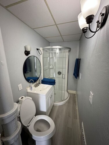 (H50) 2 Bedroom Apartment suit