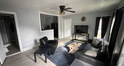 (H50) 2 Bedroom Apartment suit