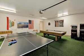 Spielezimmer