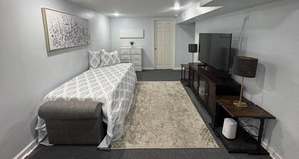 Private Entry Studio in Quiet Historic Neighborhood