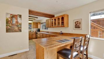 Cabin, Multiple Beds, Kitchen (2596) | Private kitchen
