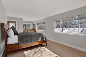 Cabin, Multiple Beds, Kitchen (2596) | 4 bedrooms
