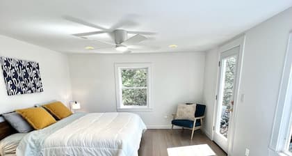 Waterfront Lakehouse w/ Hot Tub in Clinton, CT. Pet-Friendly!