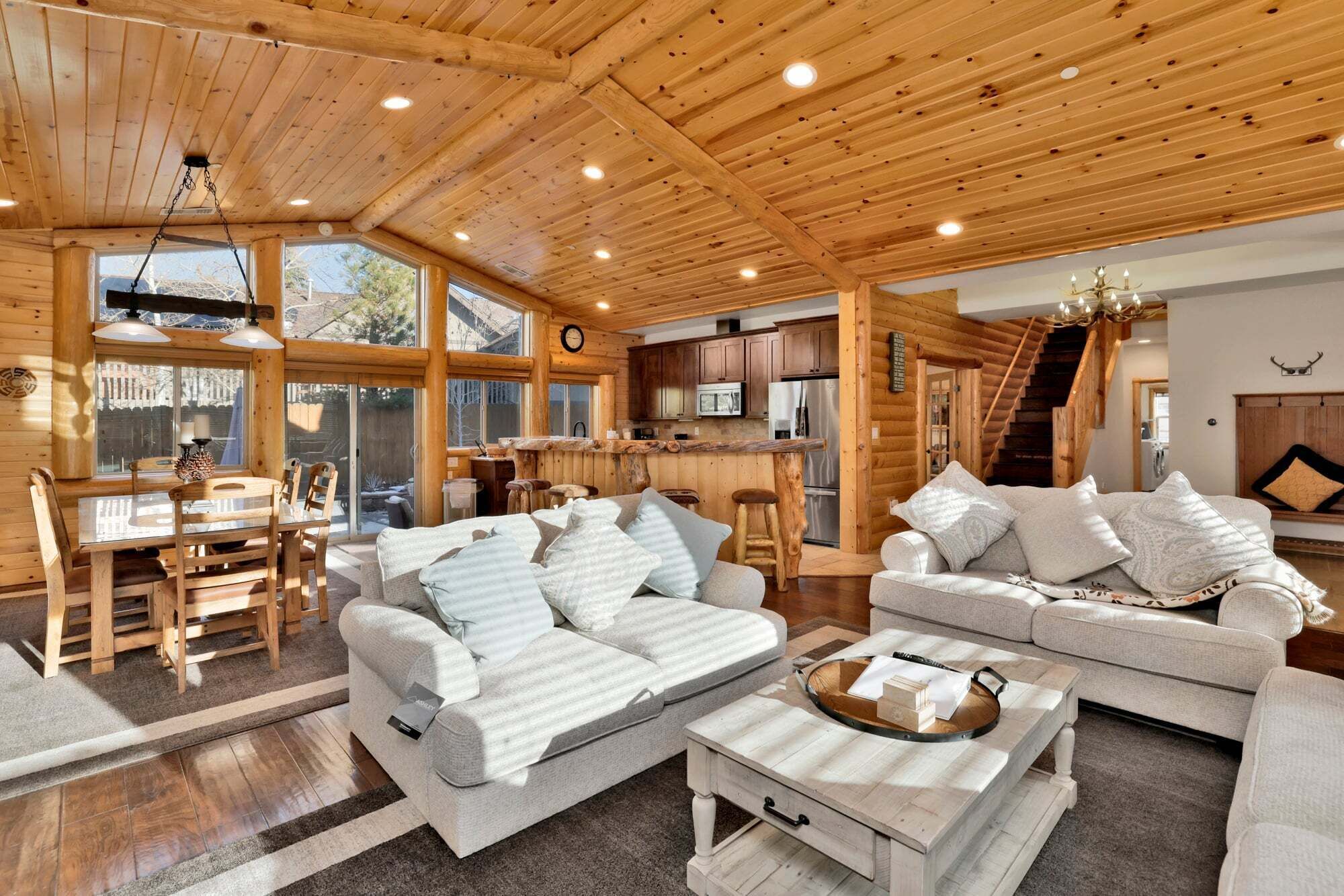 Cabin, Multiple Beds, Hot Tub, Mountain View (2602) | Living area
