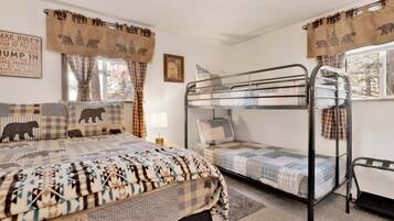 Cabaña, varias camas, vista a la montaña (2609) | 2 habitaciones, decoración personalizada y muebles diferentes