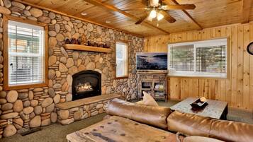 Cabin, Multiple Beds, Patio, Mountain View (2618) | Living area