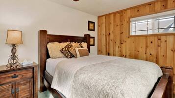 Cabin, Multiple Beds, Patio, Mountain View (2618)