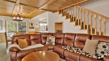Cabin, Multiple Beds, Patio, Mountain View (2619) | Living area