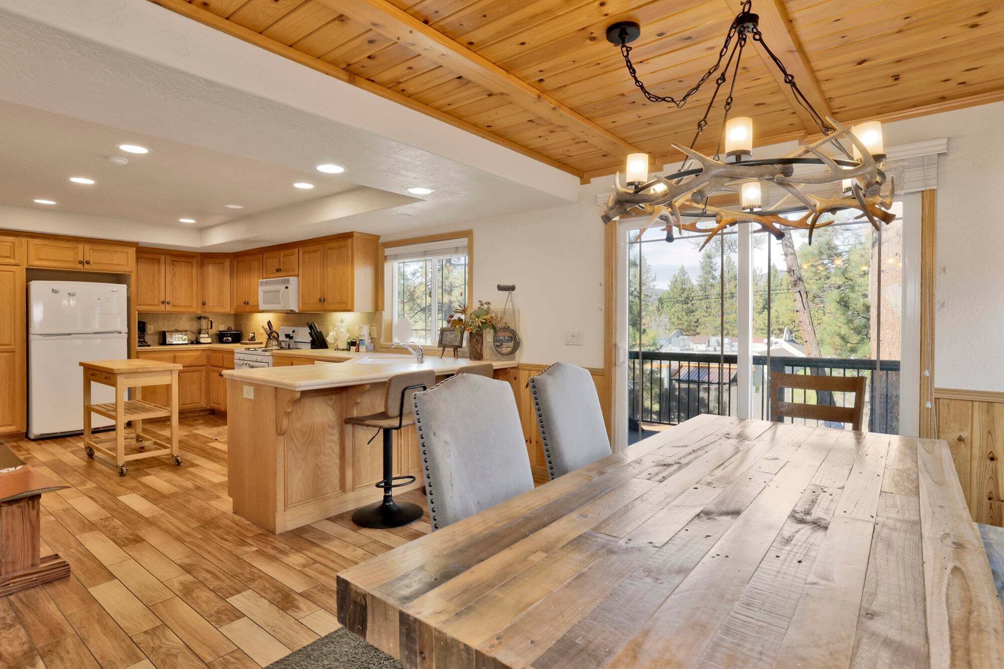 Cabin, Multiple Beds, Patio, Mountain View (2620) | Dining
