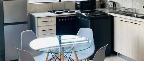 Maison, 3 chambres, accessible aux personnes à mobilité réduite, fumeur | Salle à manger