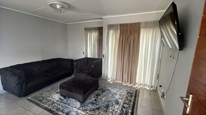 Casa, 3 habitaciones, accesible para personas con discapacidad, fumadores | Sala de estar