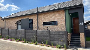 House, 3 Bedrooms, Accessible, Smoking | Exterior - Charming 3-bedroom House Rental in Centurion, South Africa (Centurion)
