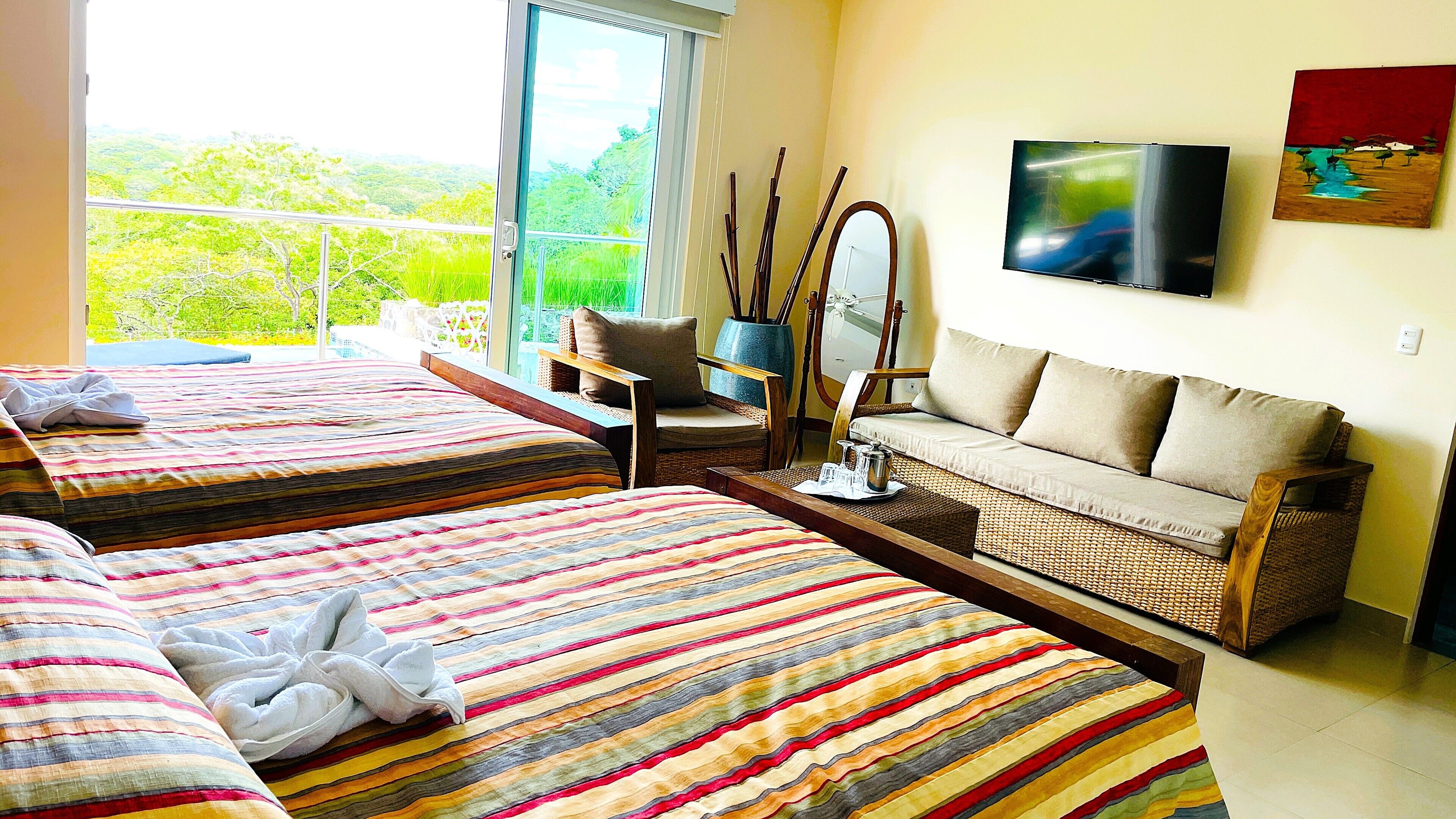 6 bedrooms, iron/ironing board, WiFi, bed sheets