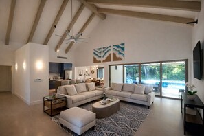 Living area - Beautiful 4-bedroom ranch style villa with private pool in Caleton Residences (Cap Cana, Punta Cana)